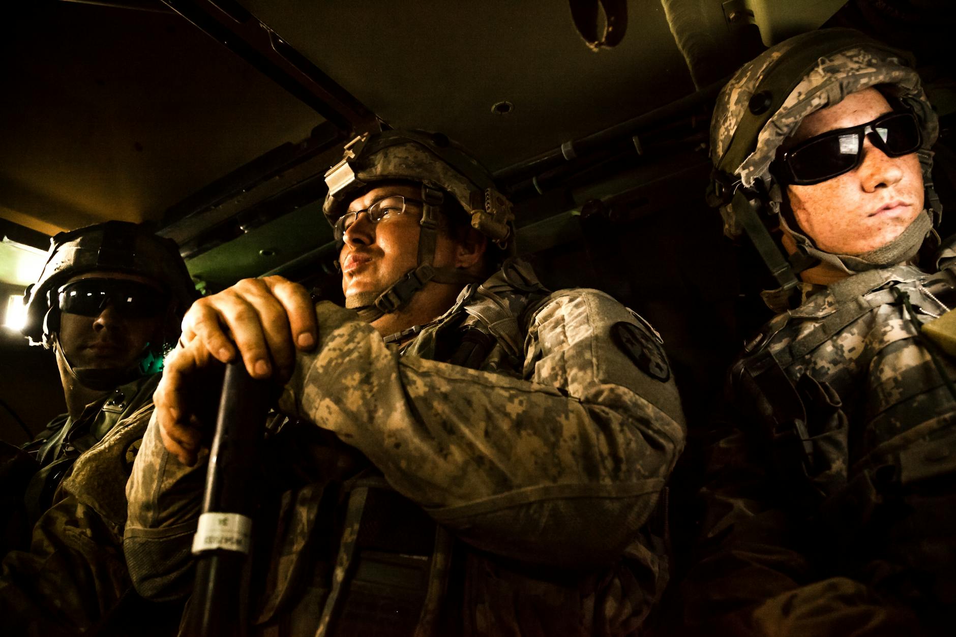 How Did the Military Operation That Killed El Mencho Unfold, and What Triggered the 252 Roadblocks?