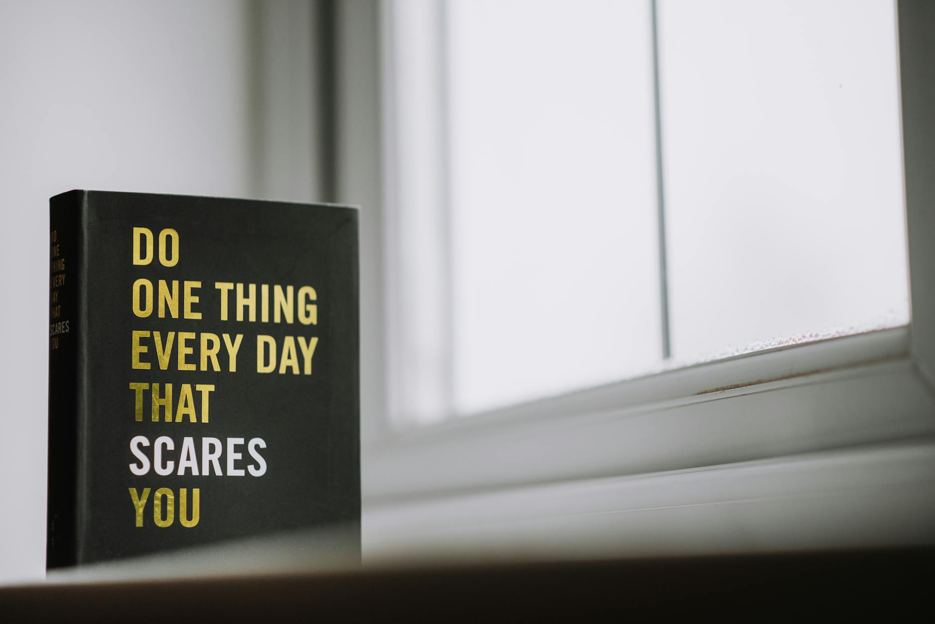 At Least 25% of Men Under 35 Lonely Every Day...Male Loneliness Crisis - Featured image