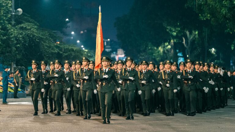 Iran's Revolutionary Guard Has More to Lose From Regime Change Than Anyone in the Country - Featured image