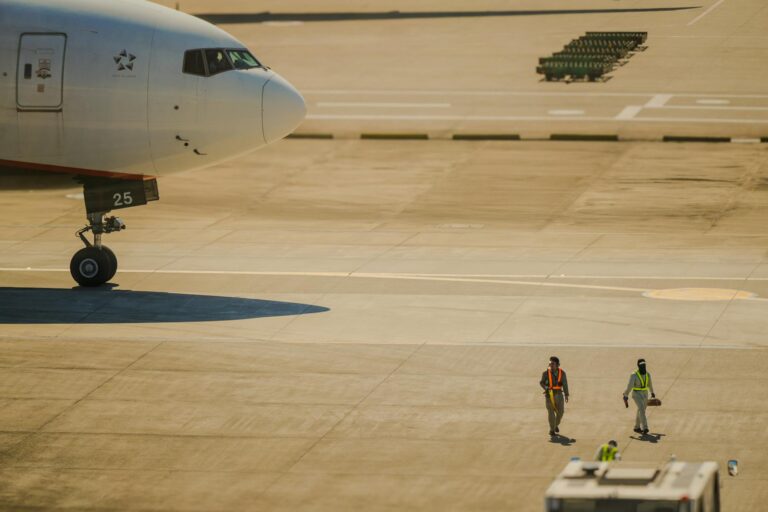 Kuwait International Airport Hit by Iranian Missiles in Retaliation - Featured image