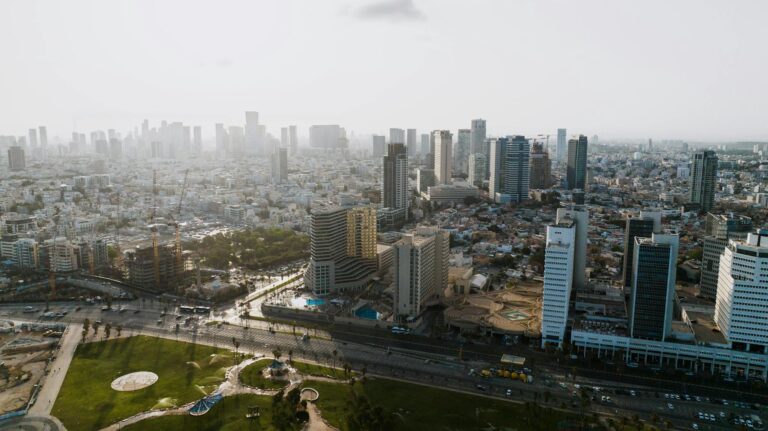 Tel Aviv Residents Reported Hearing Explosions Throughout Saturday Night - Featured image