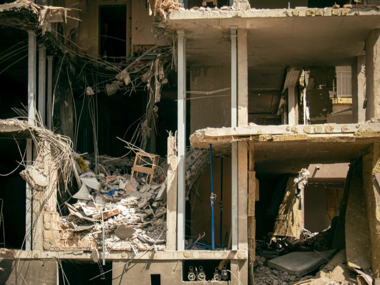 The Regional Instability From Iran's Collapse Would Be Felt Across a Dozen Countries - Featured image