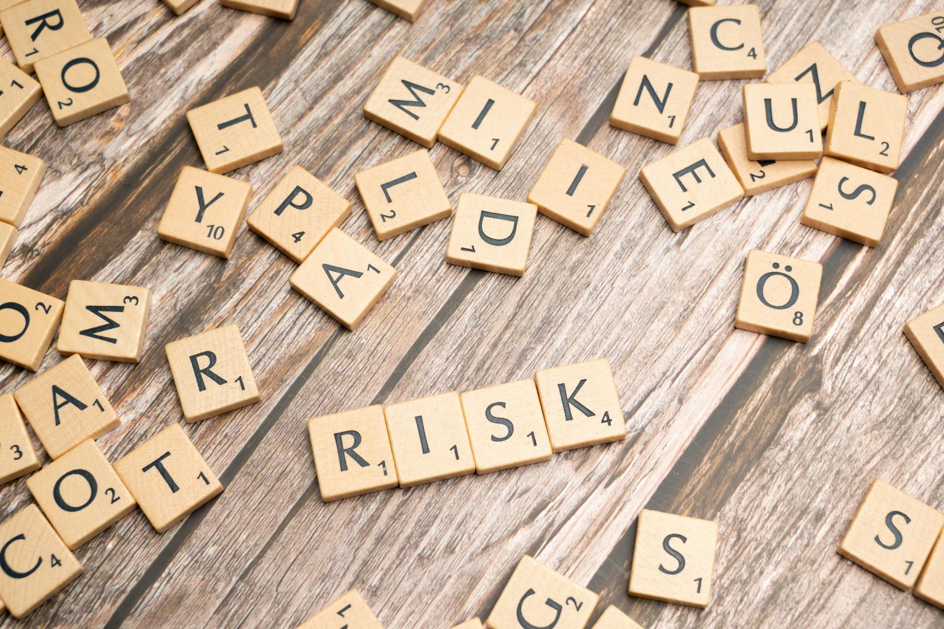 The Risk of Escalation and Miscalculation in a Multi-Front Conflict
