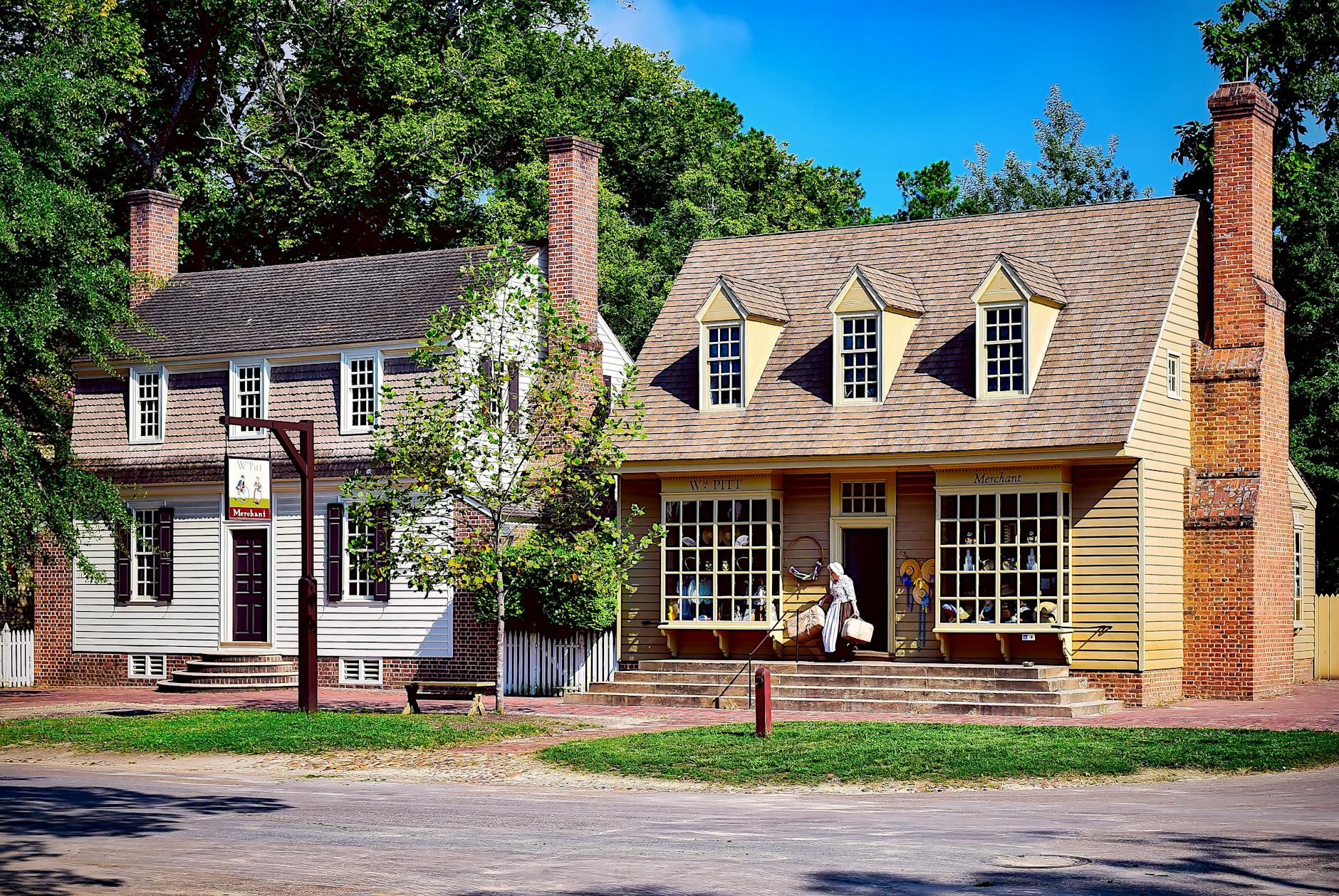 The Symbolism of Colonial Williamsburg and the House of Burgesses