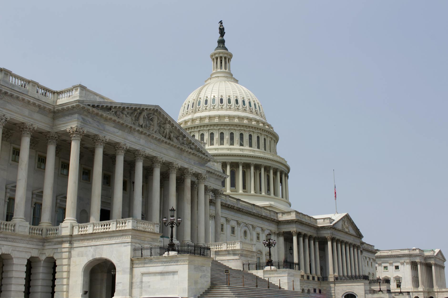 The War Powers Resolution and Congress's Failed Attempt to Reassert Authority