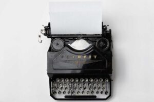 Marketing Experts Break Down Viral Business Growth - Featured image