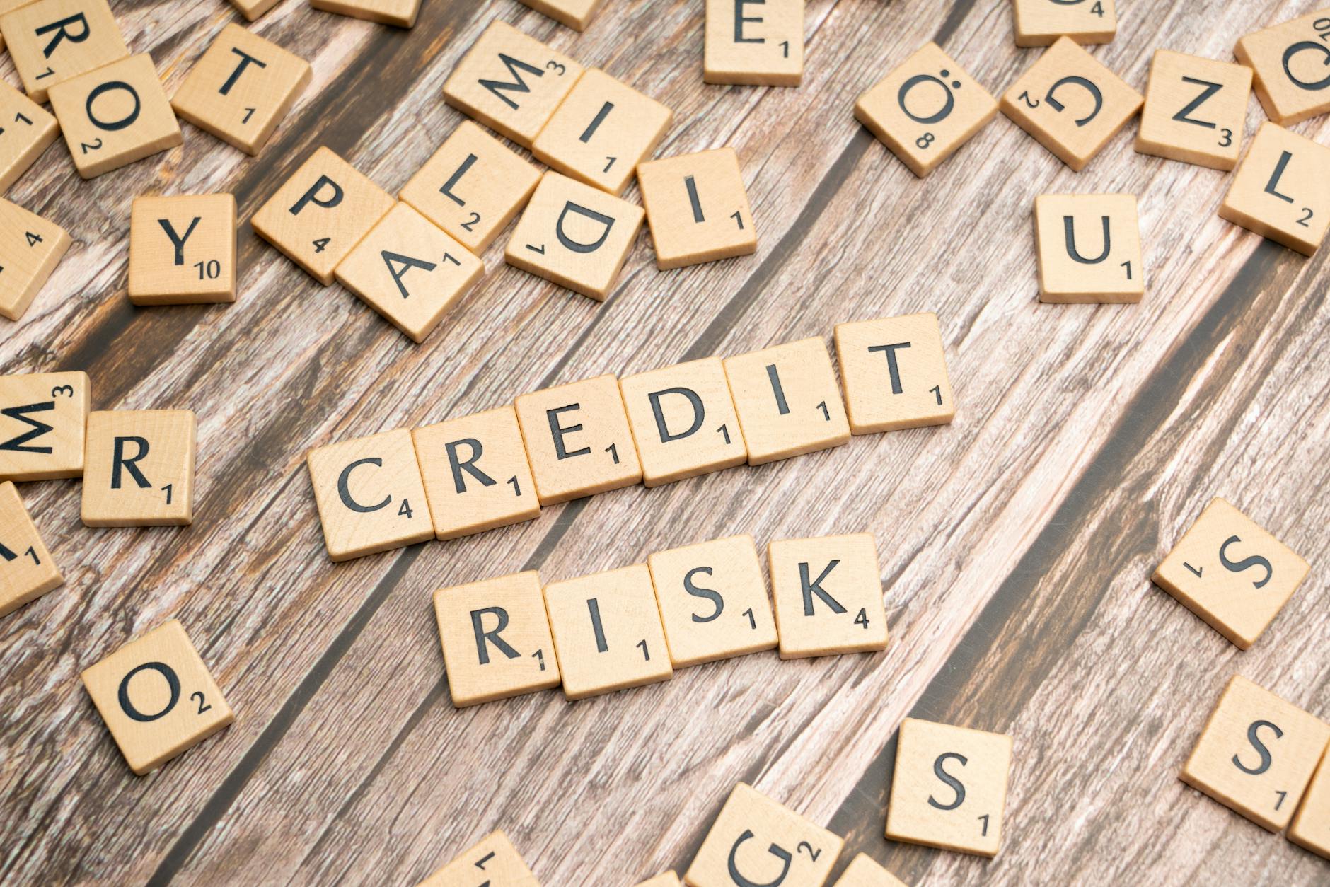 The Risk of Inconsistent Signals and Damaged Credibility