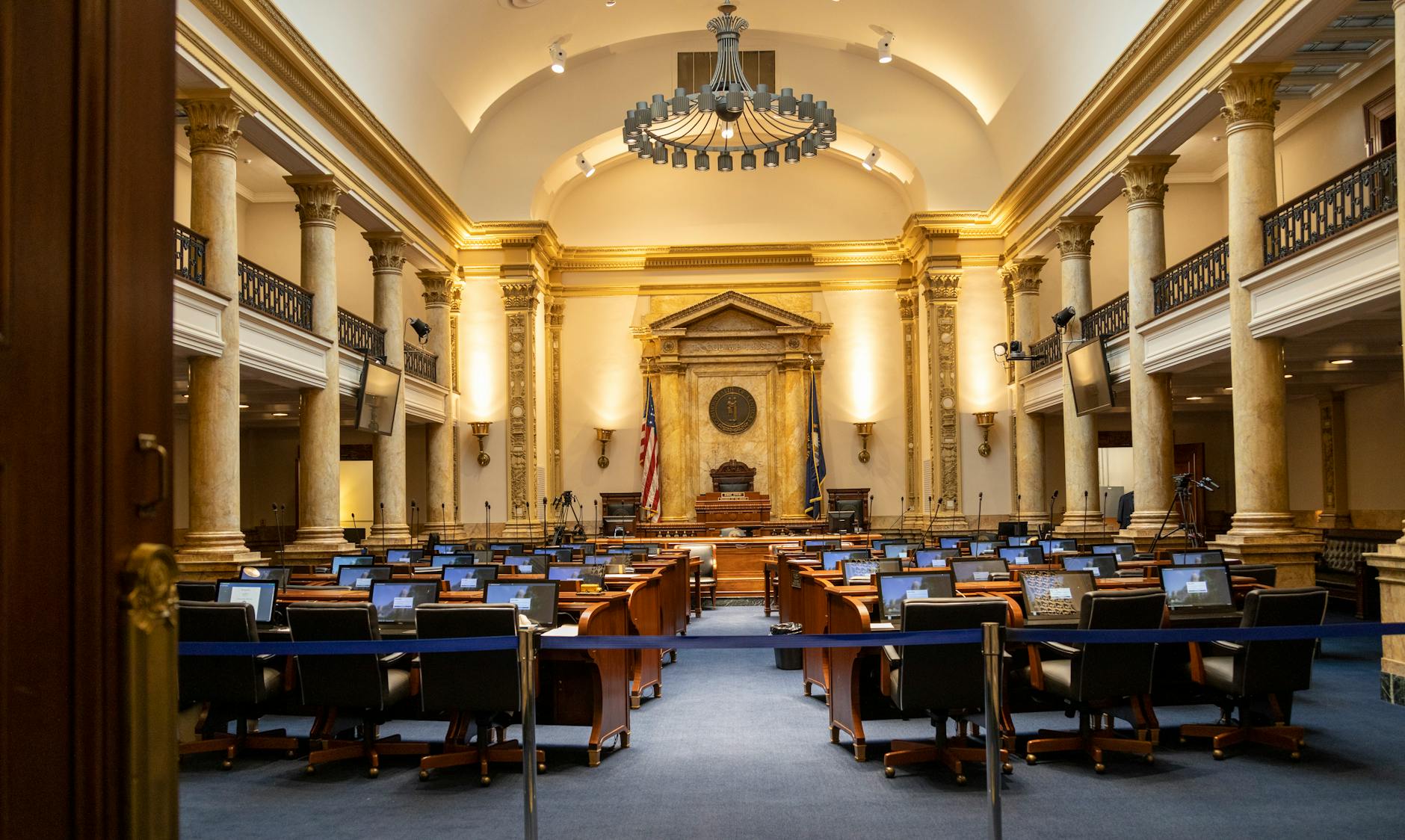 The Senate Confirmation Vote as an Indicator of Weakness