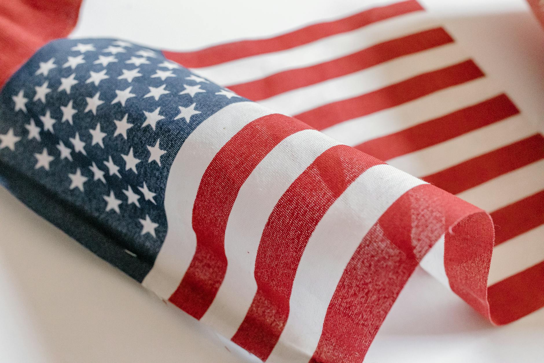 Why Are More Americans Rejecting Both Major Parties?