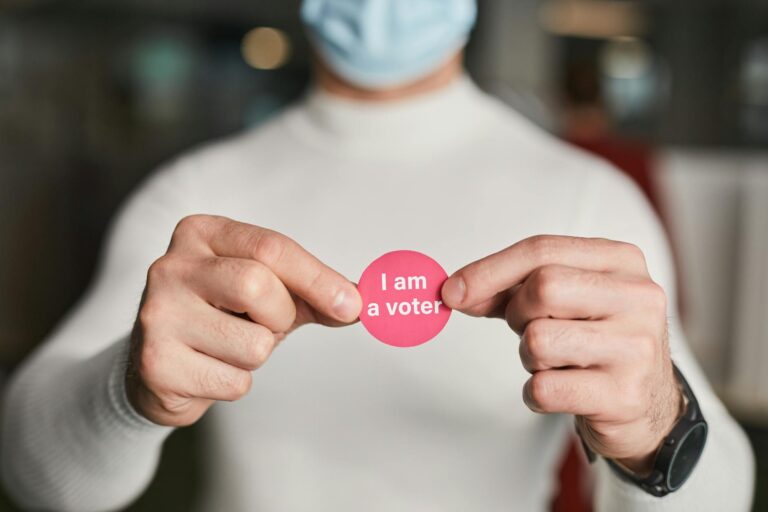 Why Catholic Voters May Decide the Next Election - Featured image