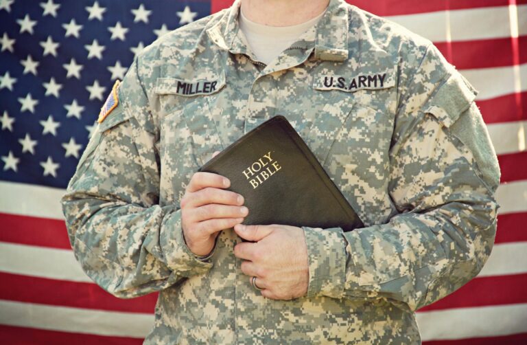 Why Christian Nationalism Alarms Critics - Featured image