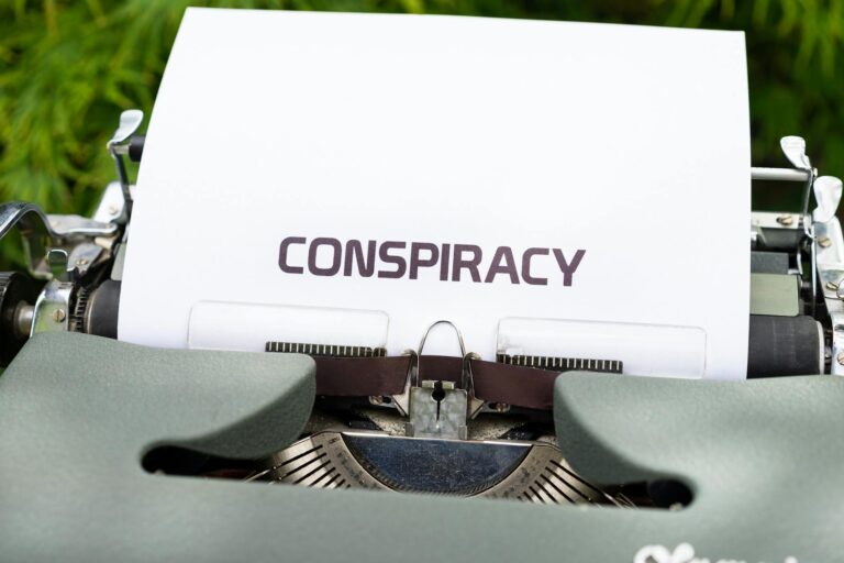 Why Conspiracy Politics Keeps Growing - Featured image