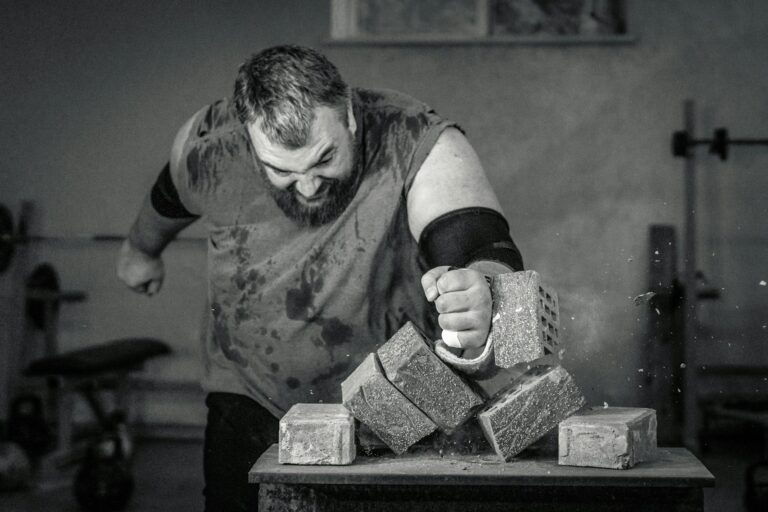 Why Cynicism Helps Strongman Politics - Featured image