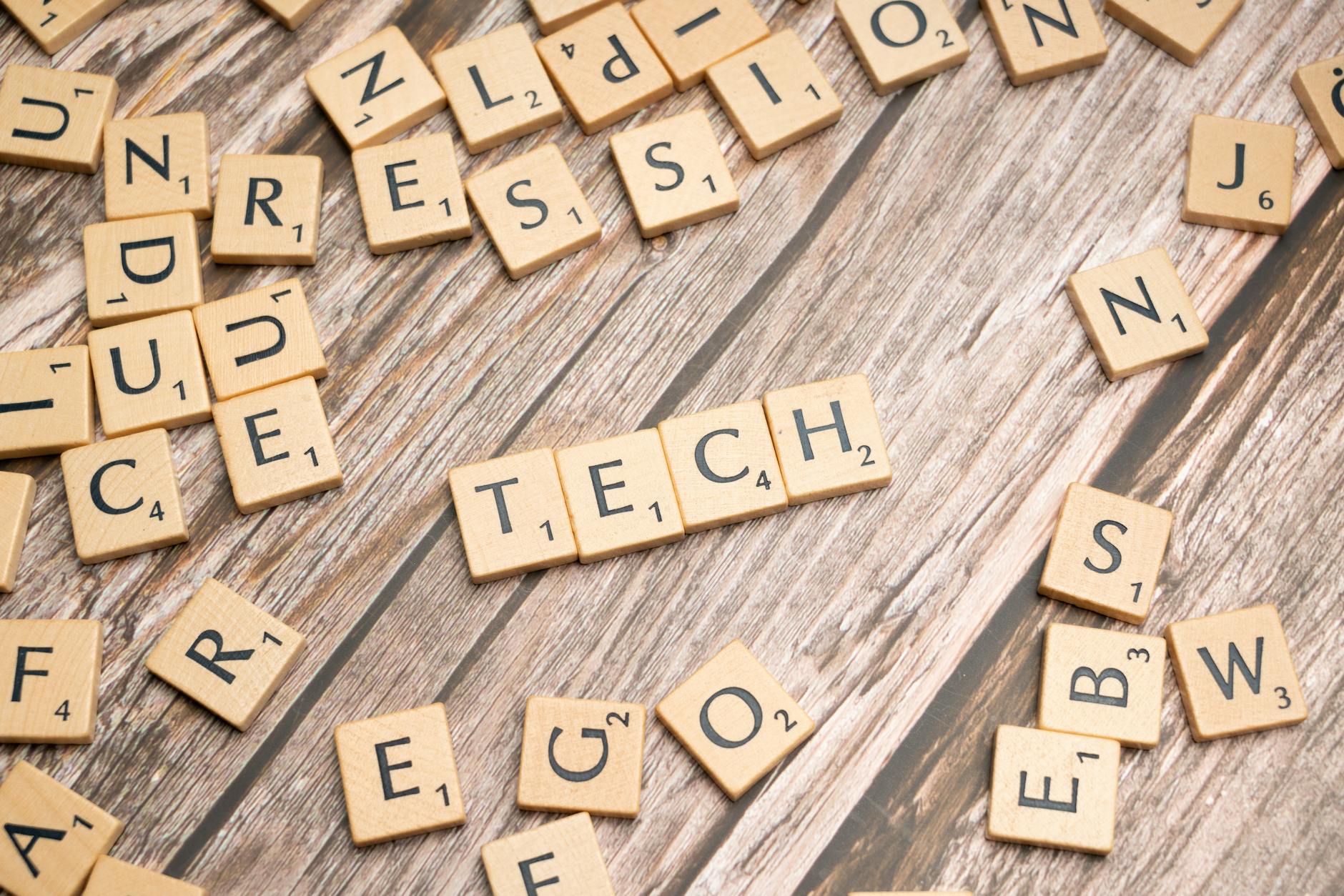 Why Tech Anxiety Is Fueling Populism - Featured image
