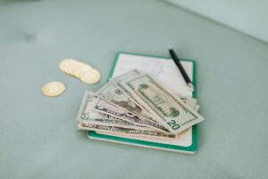 Did Trump Take Money from UAE? - Featured image
