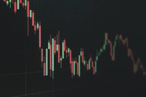 Gas Price Predictions: Analysts Warn Drivers About Volatility - Featured image