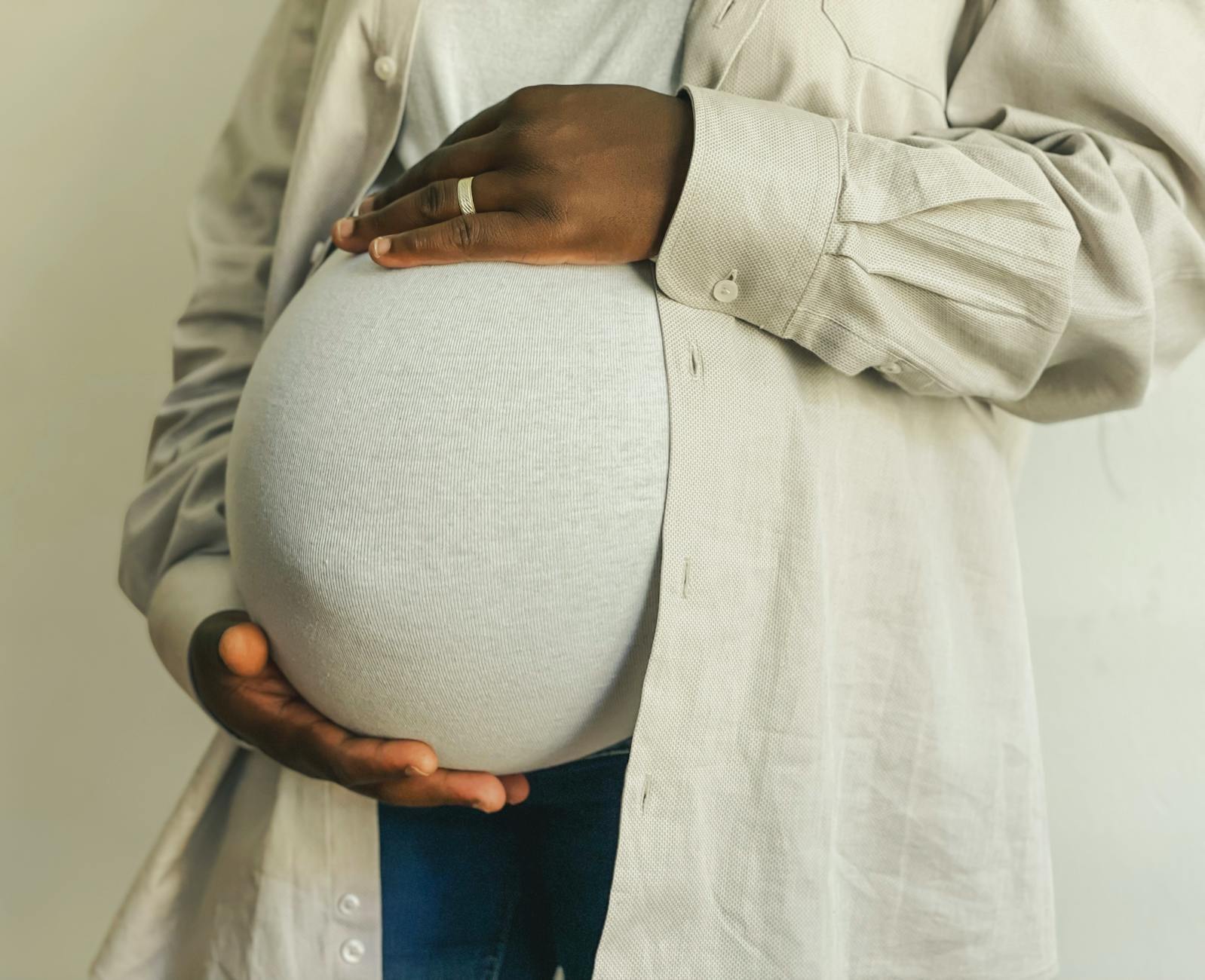 How Do Maternal Mortality Rates Actually Compare Between the Two Countries?