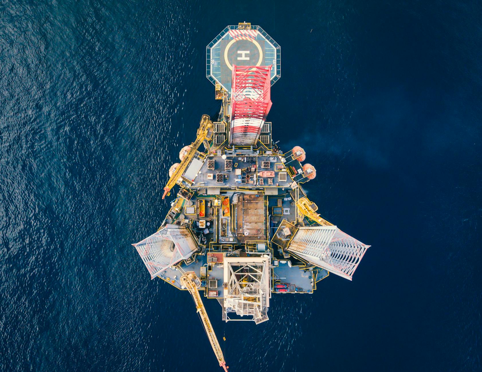 Oil Prices Today: Crude Markets React to Supply Fears - Featured image