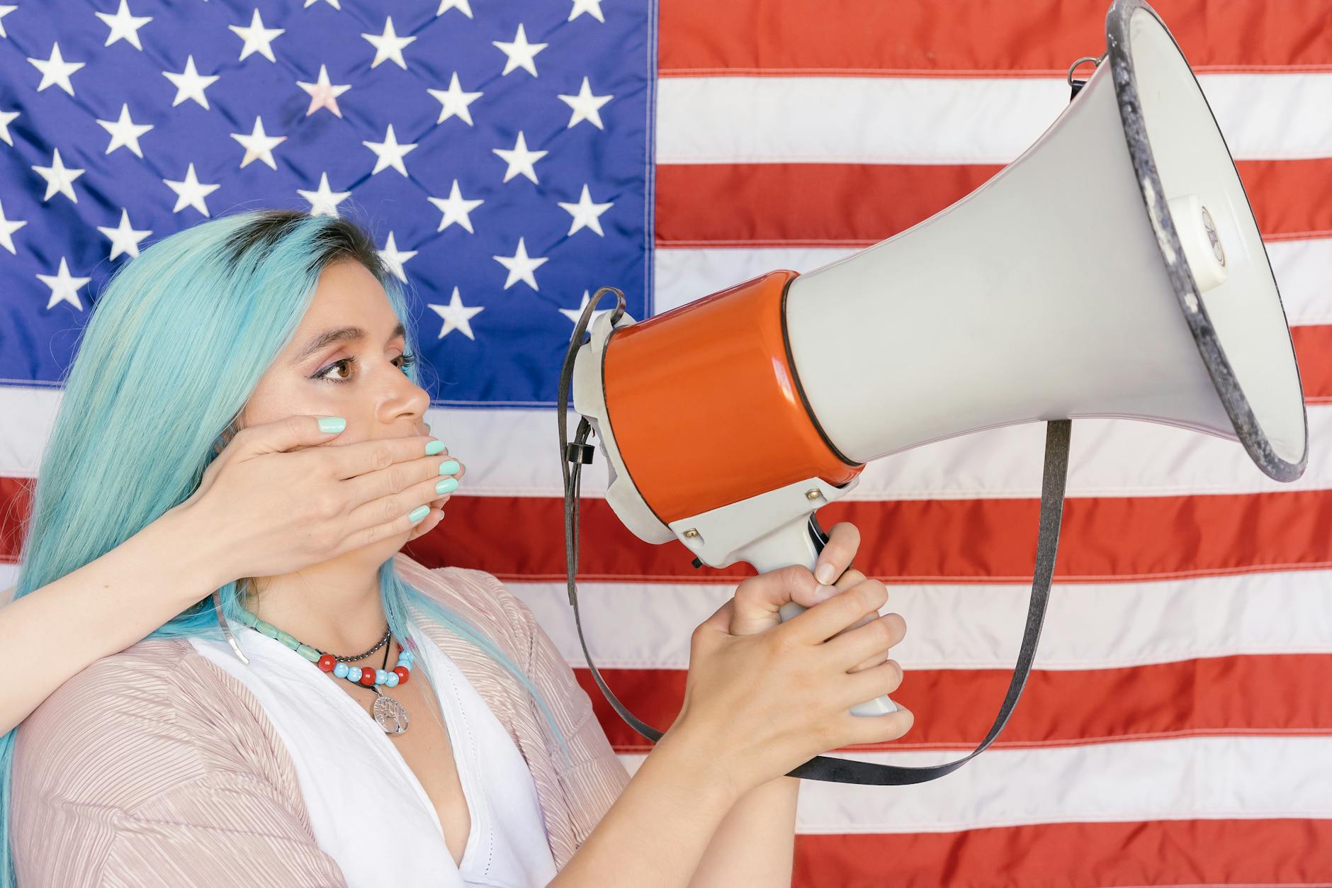 What Challenges Exist in Prosecuting Politically-Motivated Attacks?