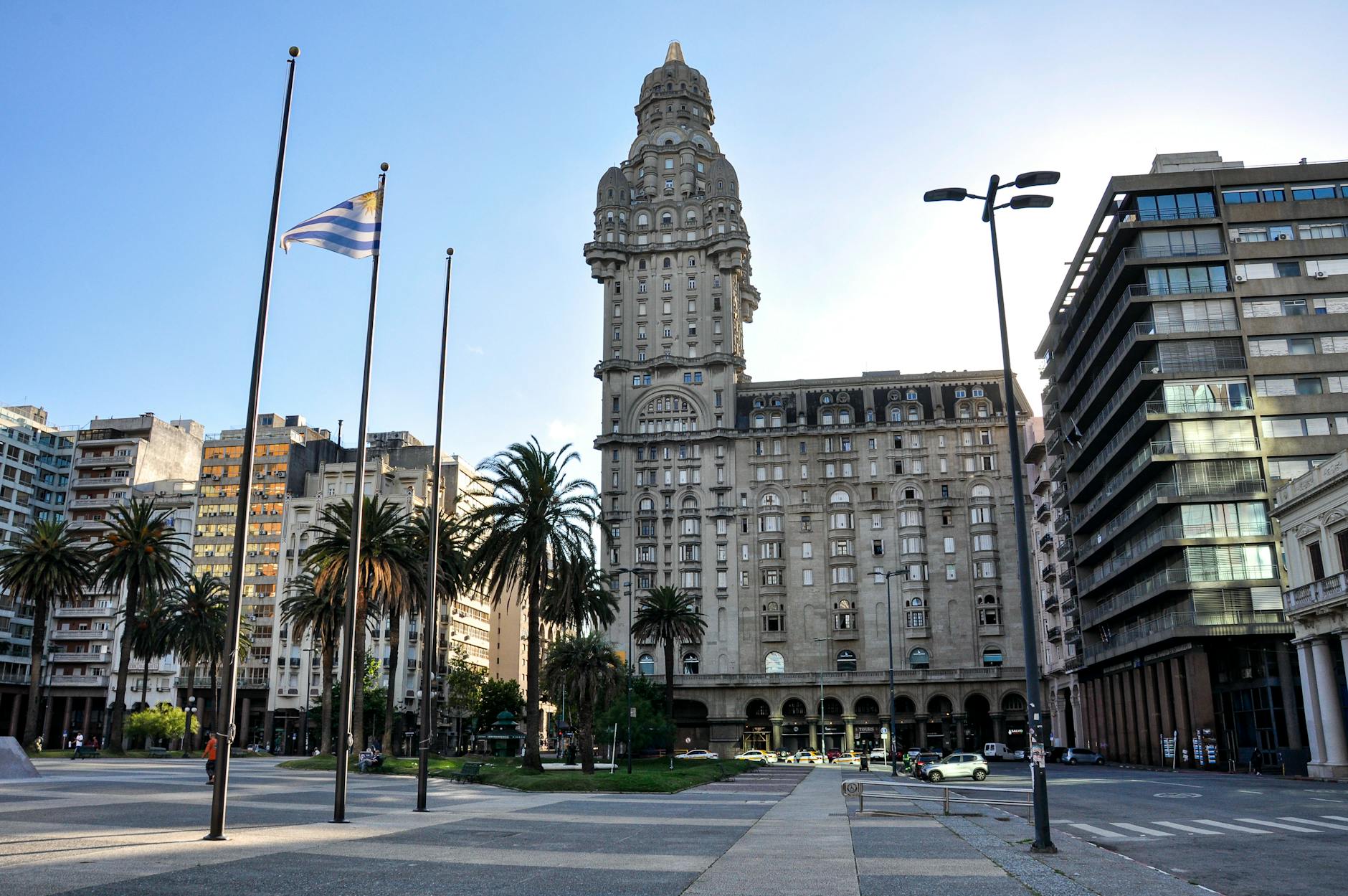What's the Maternal Mortality Rate in Uruguay vs the US? - Featured image