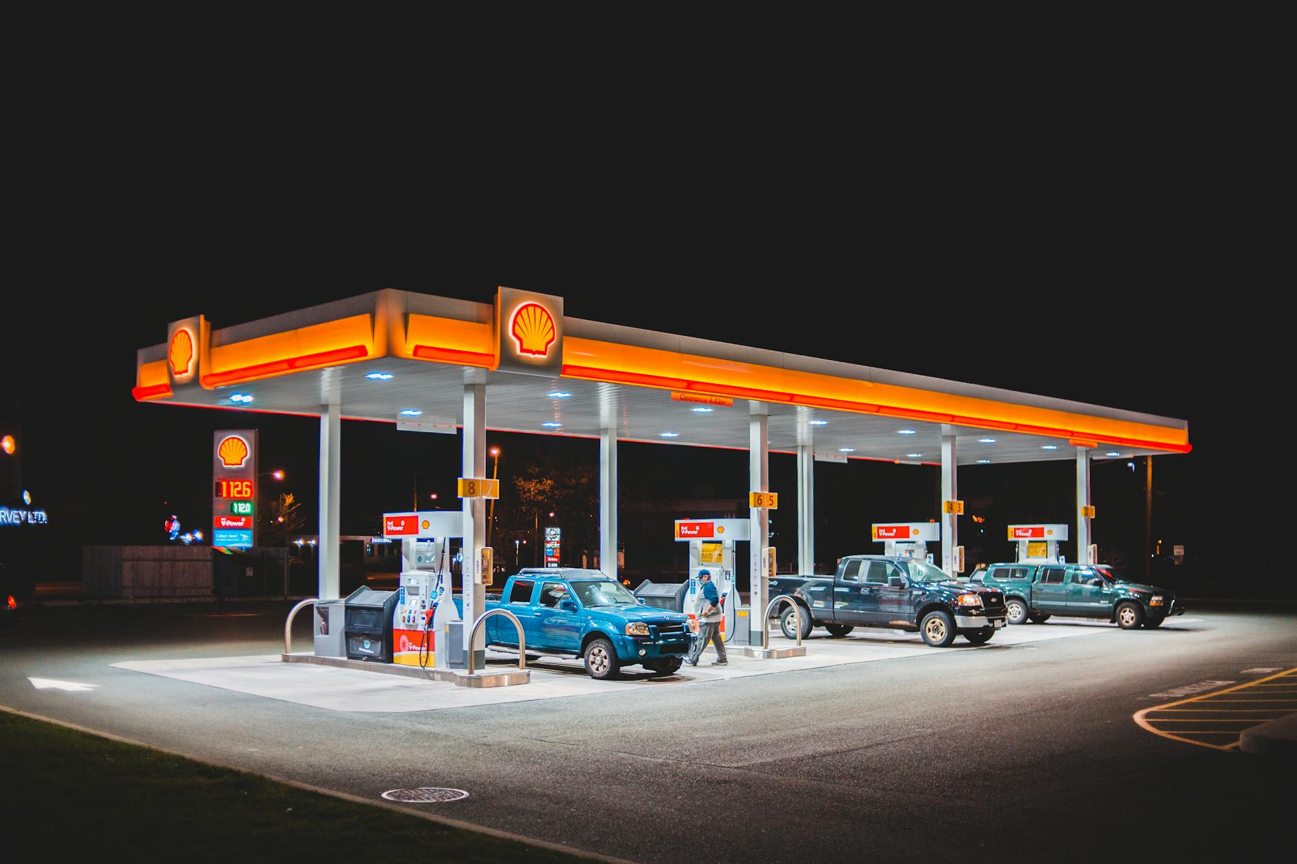 Why Are Long Island Gas Prices Dropping Below $3 When the Nation Remains Above $4?