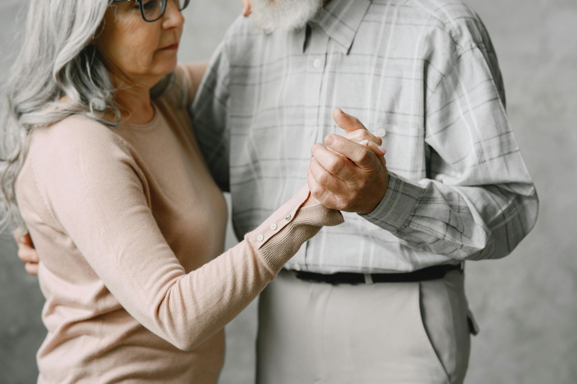 Why Are US Retirees Actually Moving to Laos?