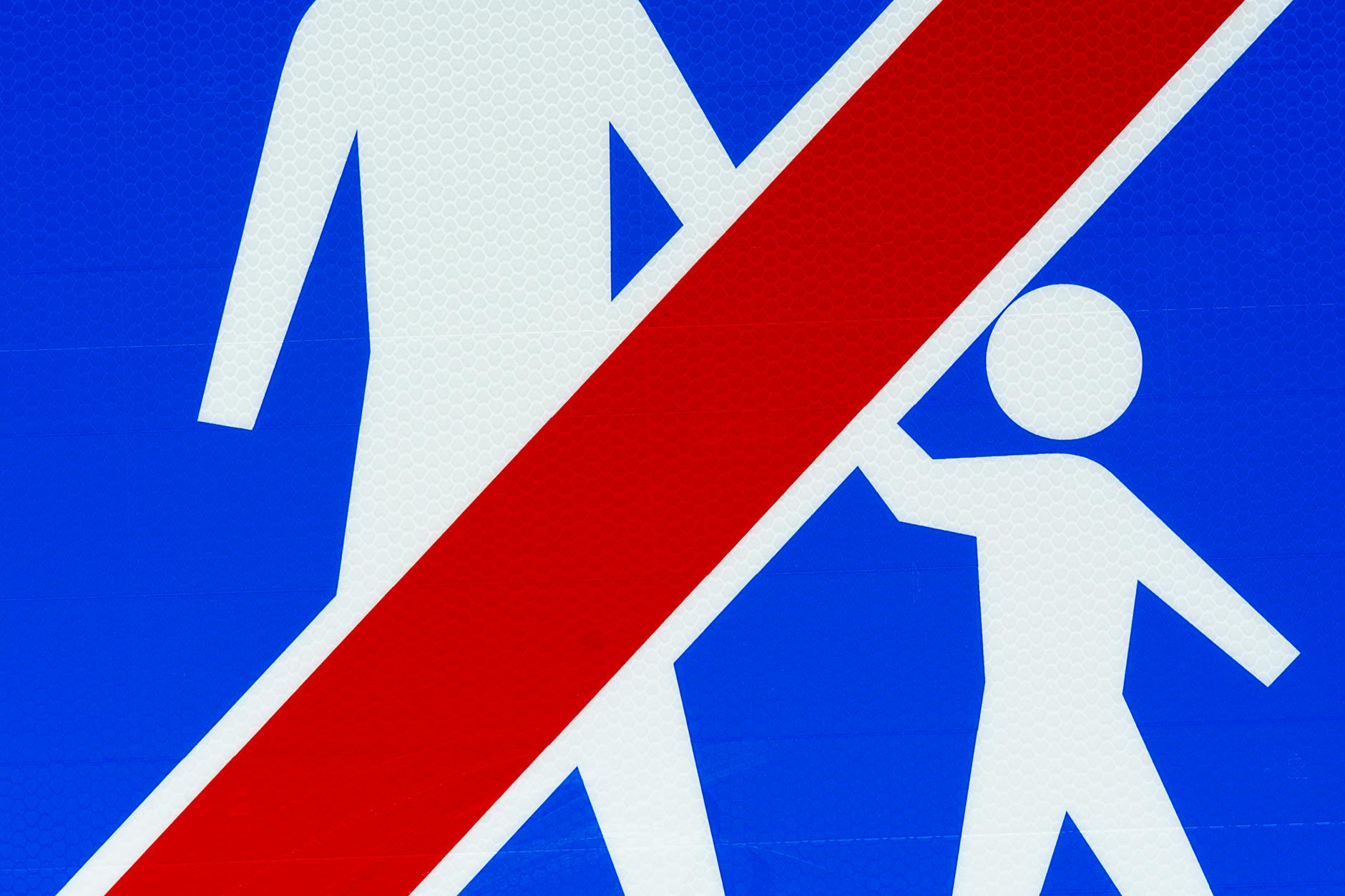 How HOAs Defend Their Sign Restrictions and What Homeowners Challenge