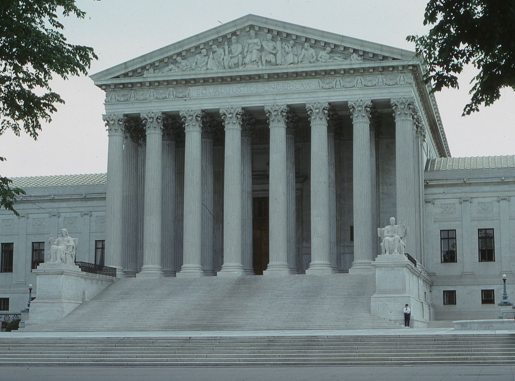 Supreme Court Final Decisions on Presidential Authority Could Impact Trump Significantly - Featured image
