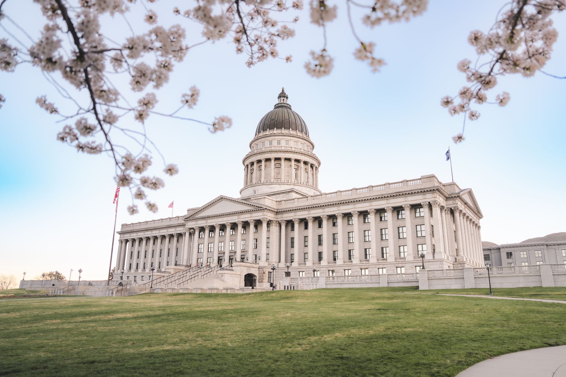 Utah's Lawsuit Against Federal Government Stalled After Trump Reduces Monument Boundaries - Featured image